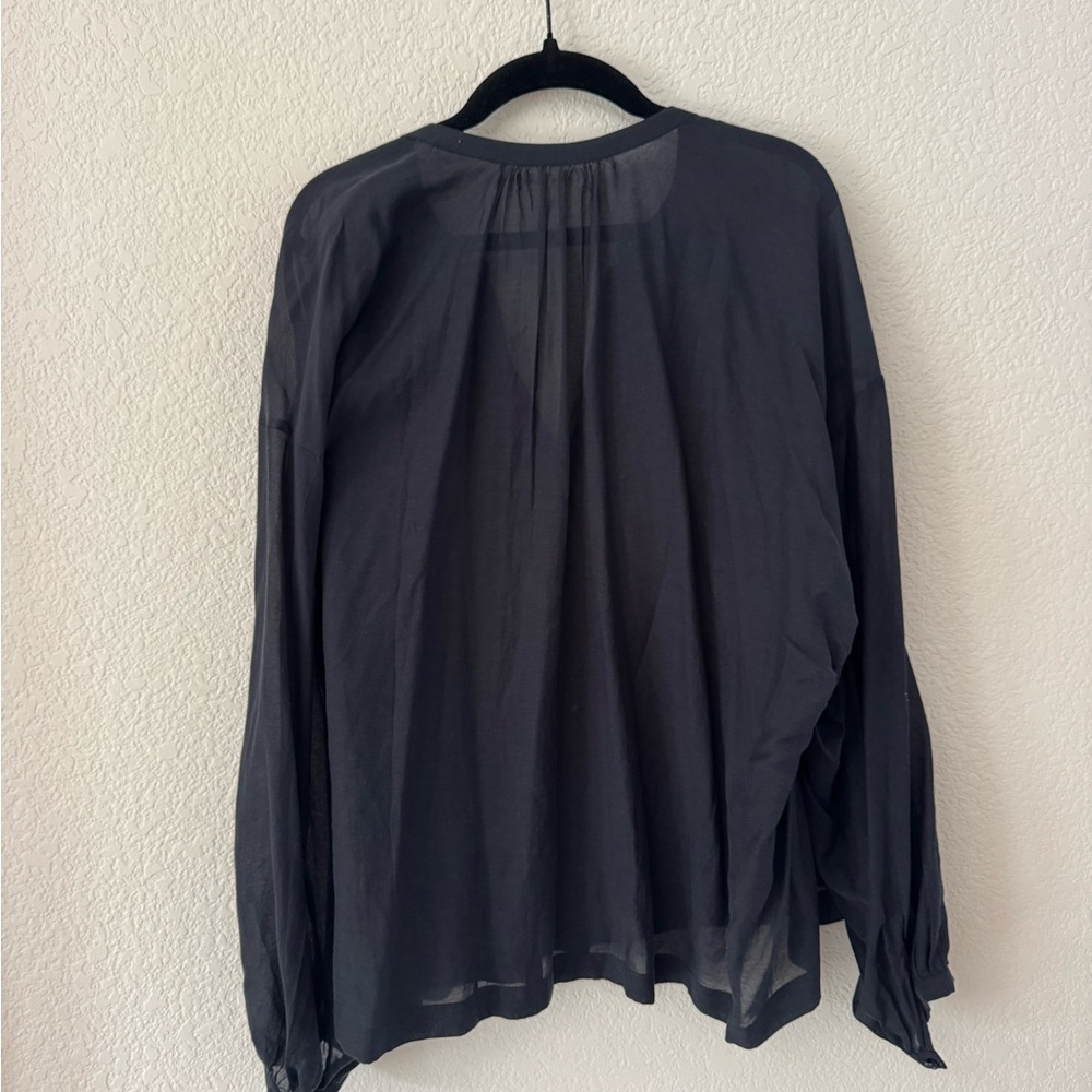 DOEN Jane Blouse in Navy - Picture 4 of 4